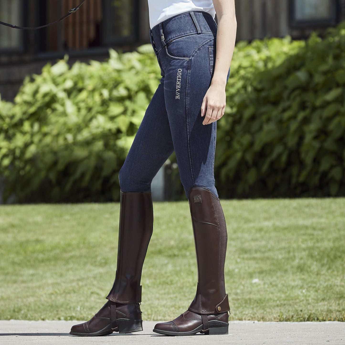 4-391637-b.jpg