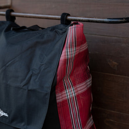 Kensington All Around Blanket Storage Bag