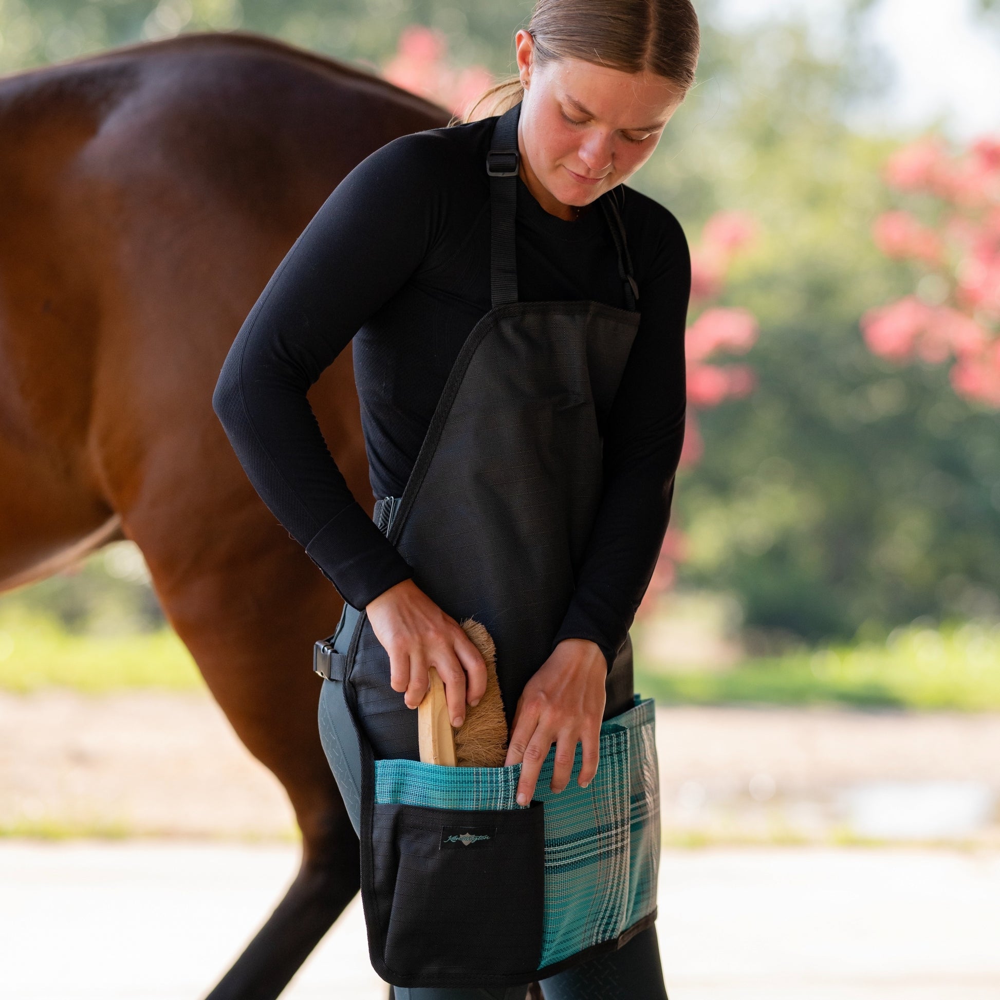 Kensington Grooming Apron with Pockets