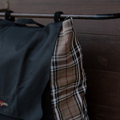 Kensington All Around Blanket Storage Bag
