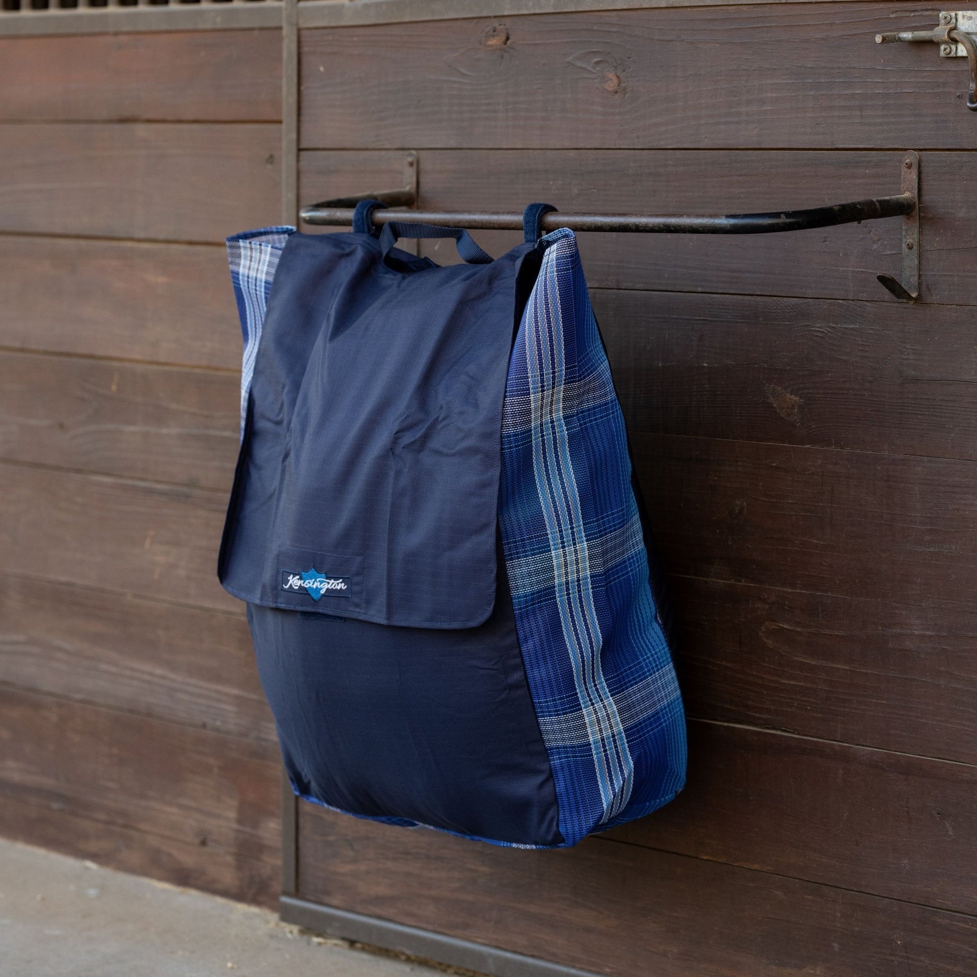Kensington All Around Blanket Storage Bag
