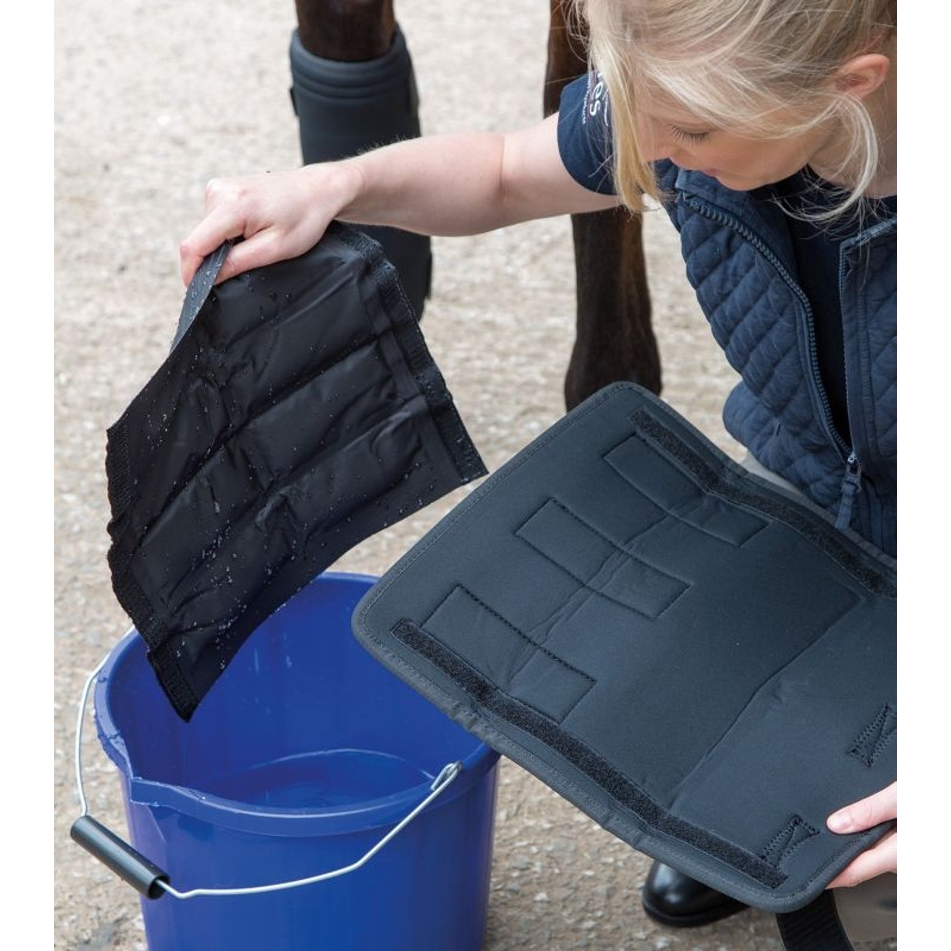 Shires Hot/Cold Relief Boots