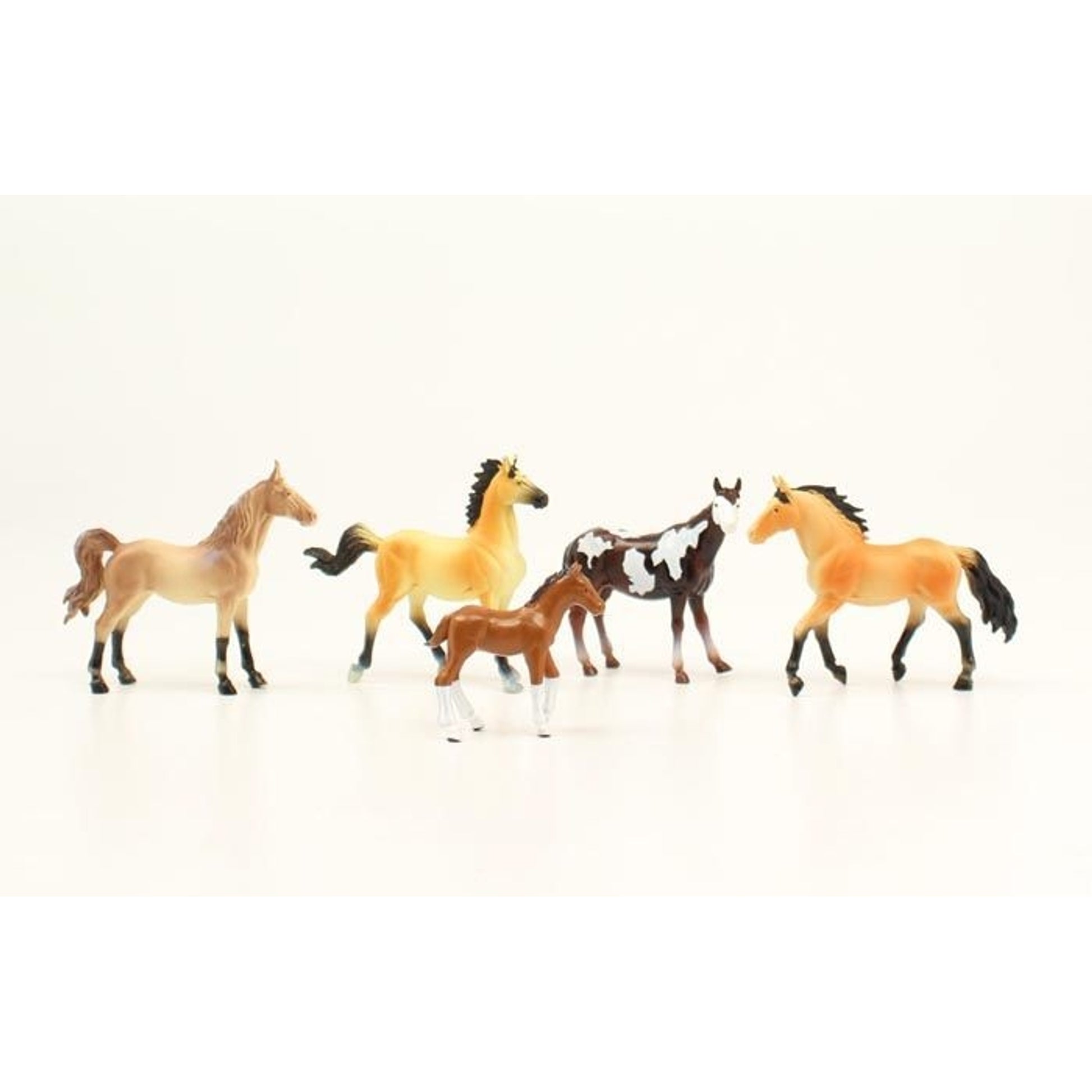 Bigtime Rodeo 5 Horse Figure Set