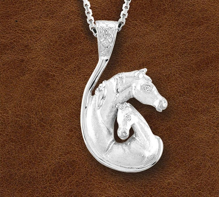 Kelly Herd Silver Mare/Foal Head Necklace Clear