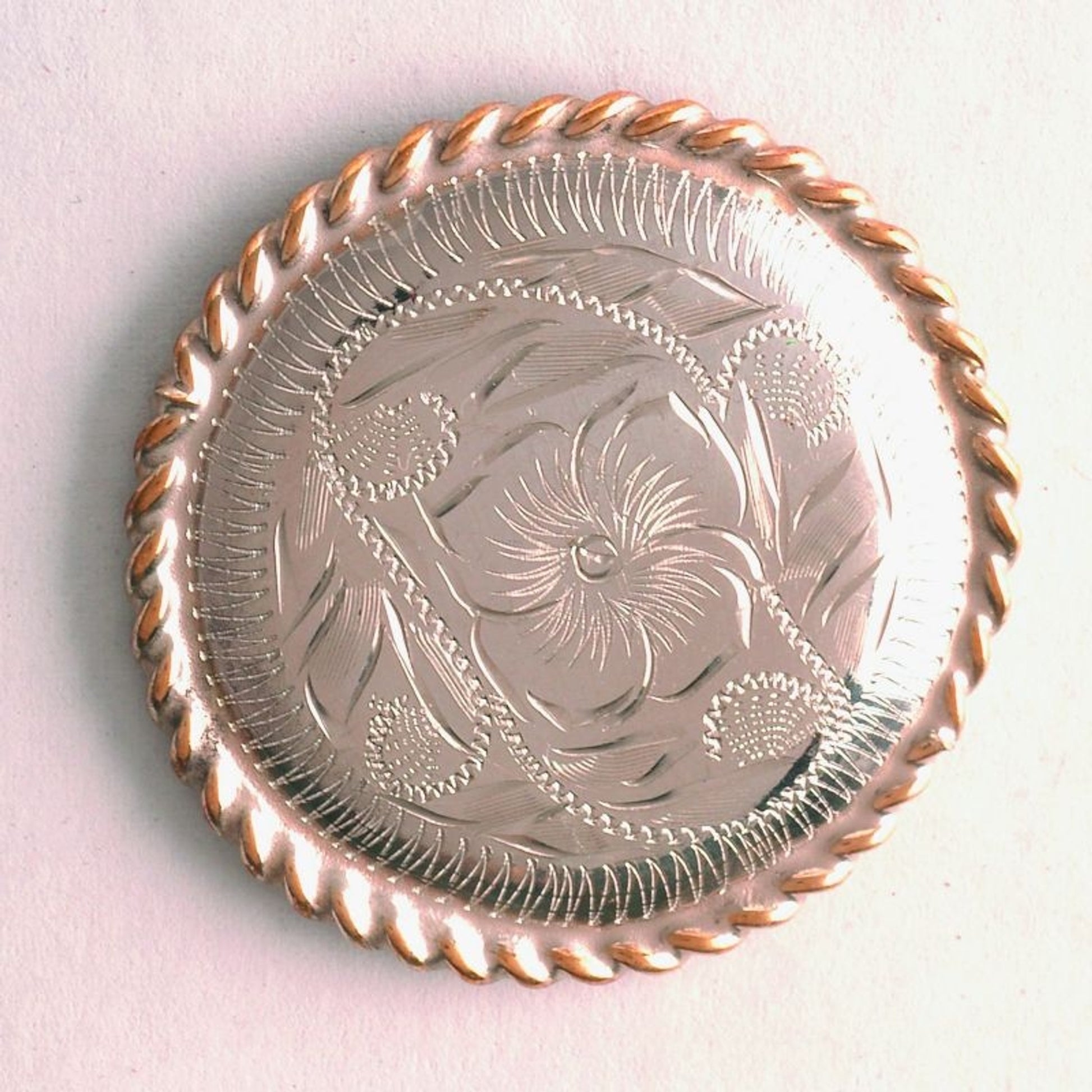 Engraved Nickel Silver Rosette - Wood Screw 1.5 Br